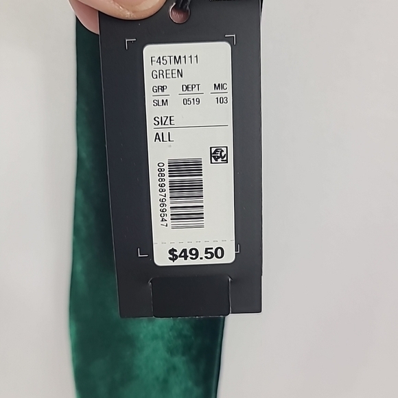 NEW Murano Slim Men's Green Velvet Tie 55" NWT - Picture 3 of 5